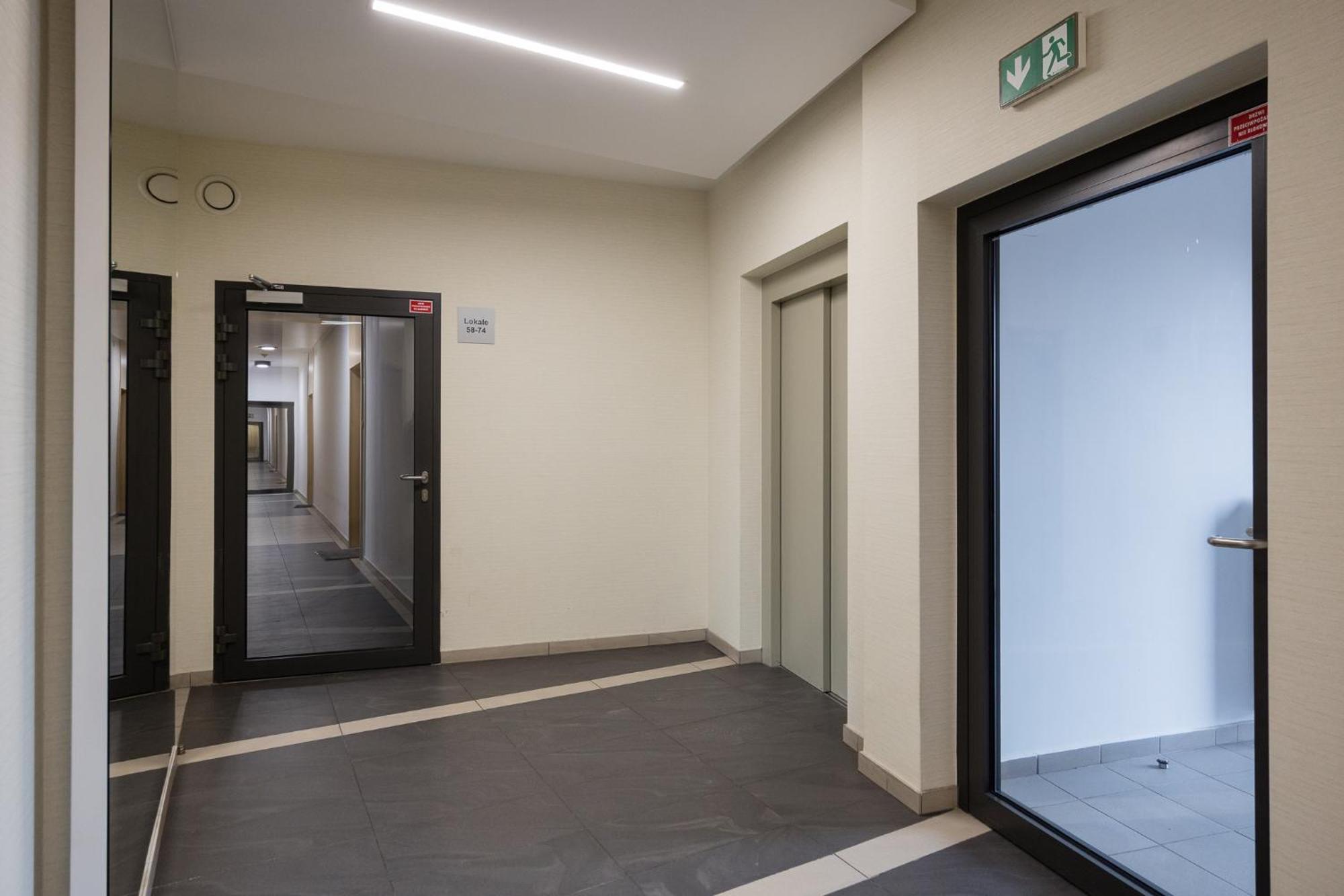 Warsaw-Aparts Herbu Janina Szpital Eksteriør billede